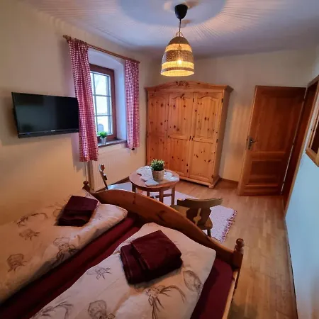 Kirchenwirt ホテル Gnesau